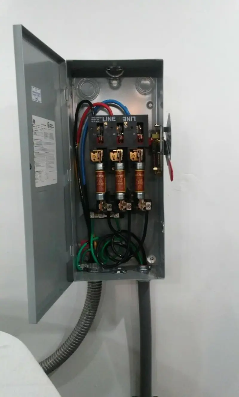 Three-phase disconnect switch installed for Electrical Wiring & Rewiring in Verdigris
